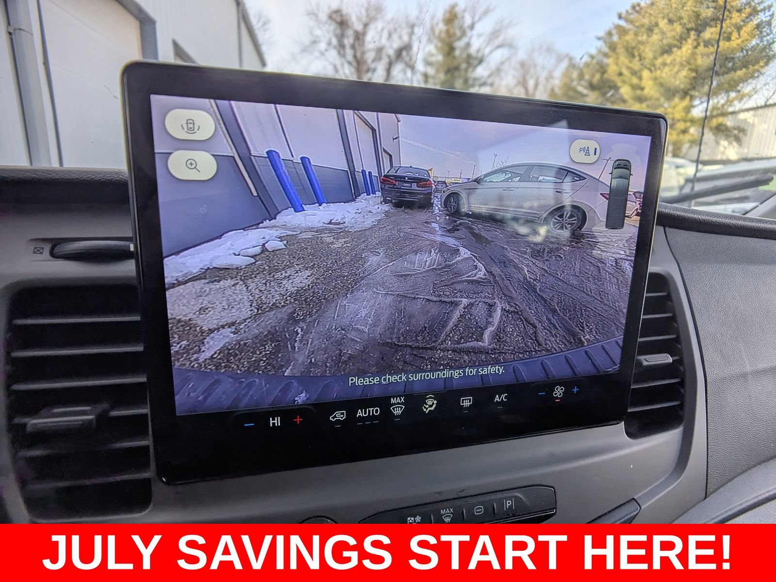 Used 2022 Ford Transit 350 XLT RWD image 25