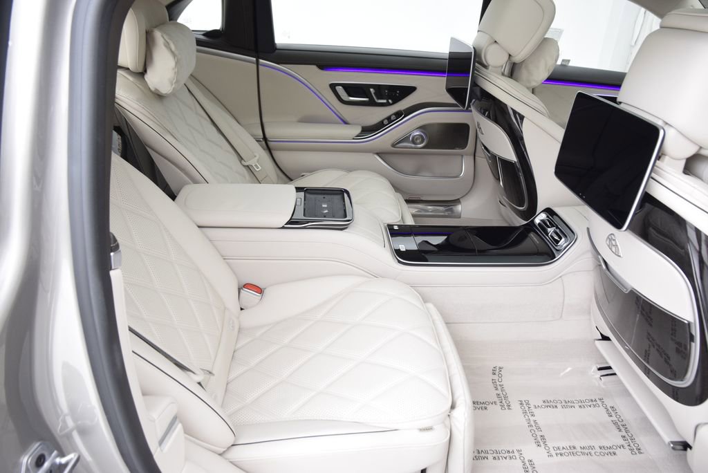 Used 2024 Mercedes-Benz Maybach S 580 4MATIC image 19