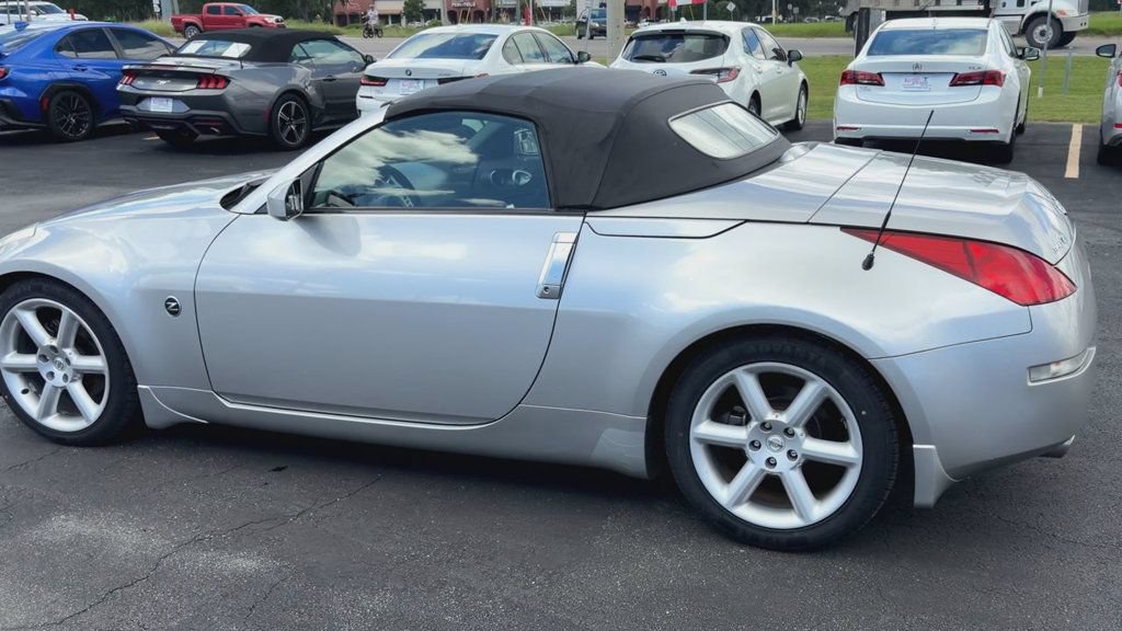 Used 2004 Nissan 350Z Touring RWD image 6