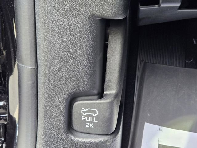 New 2026 Ford Explorer Active RWD image 17