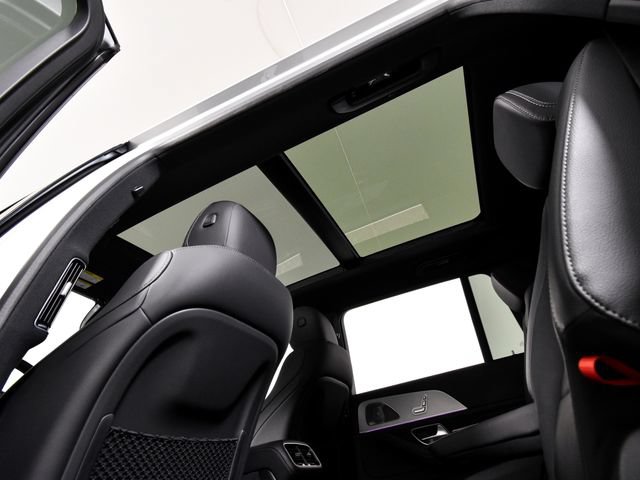 Certified 2025 Mercedes-Benz GLS 450 4MATIC image 43