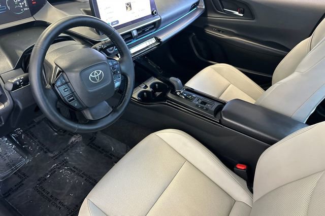 Used 2024 Toyota Prius Limited AWD/4WD image 11
