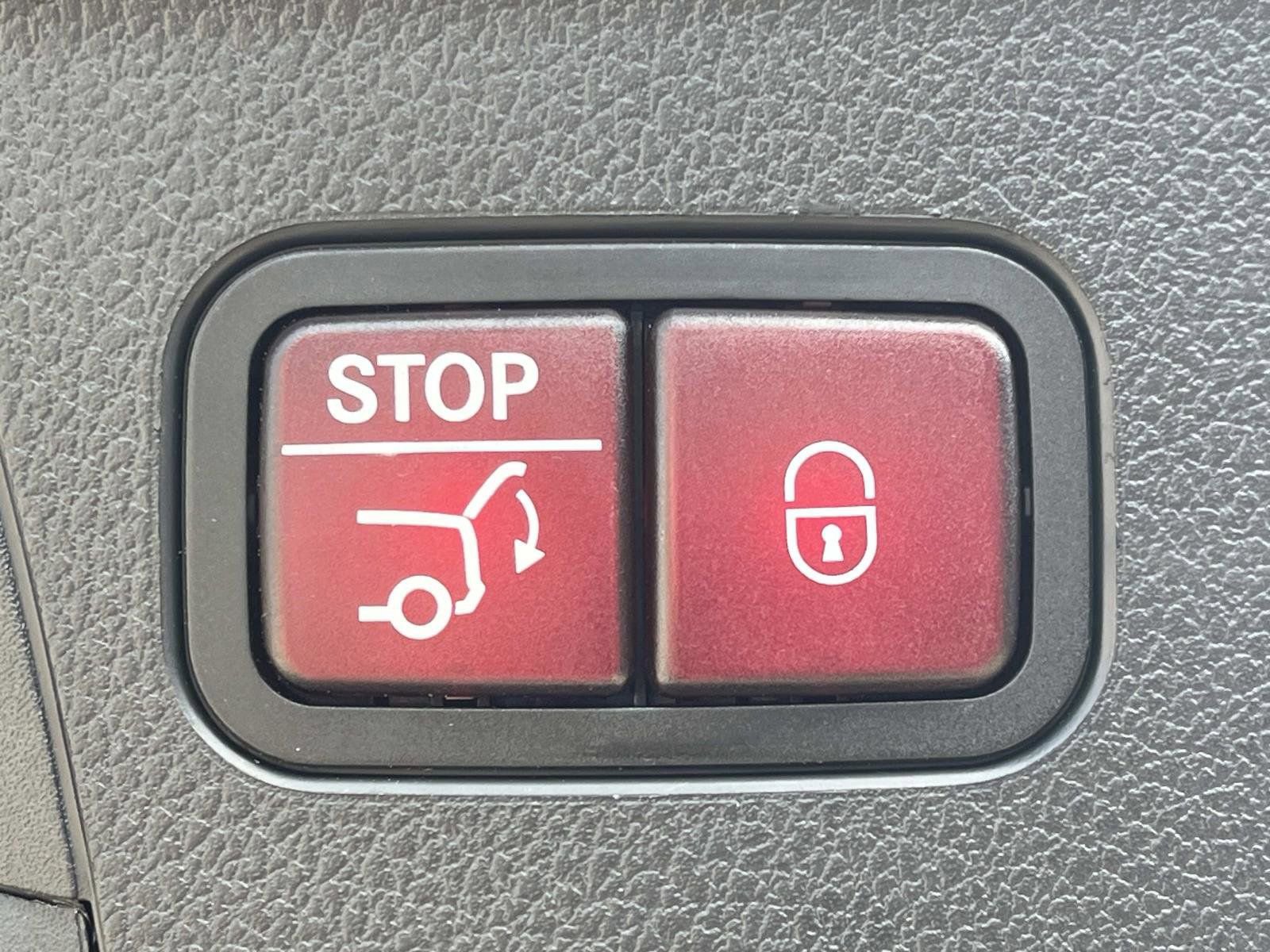 Certified 2025 Mercedes-Benz GLE 63 AMG S image 11