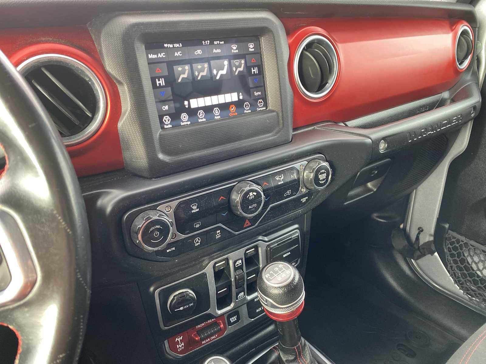 Certified 2018 Jeep Wrangler Unlimited Rubicon w/ Steel Bumper Group image 8