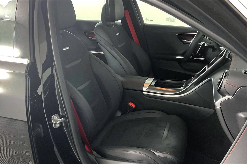 Used 2026 Mercedes-Benz C 43 AMG 4MATIC Sedan image 7