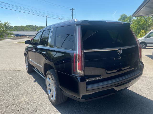 Used 2015 Cadillac Escalade Premium AWD/4WD image 5