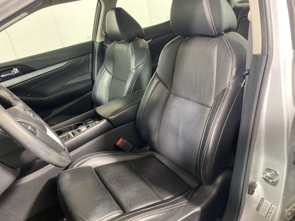 Used 2016 Nissan Maxima 3.5 SV FWD image 12