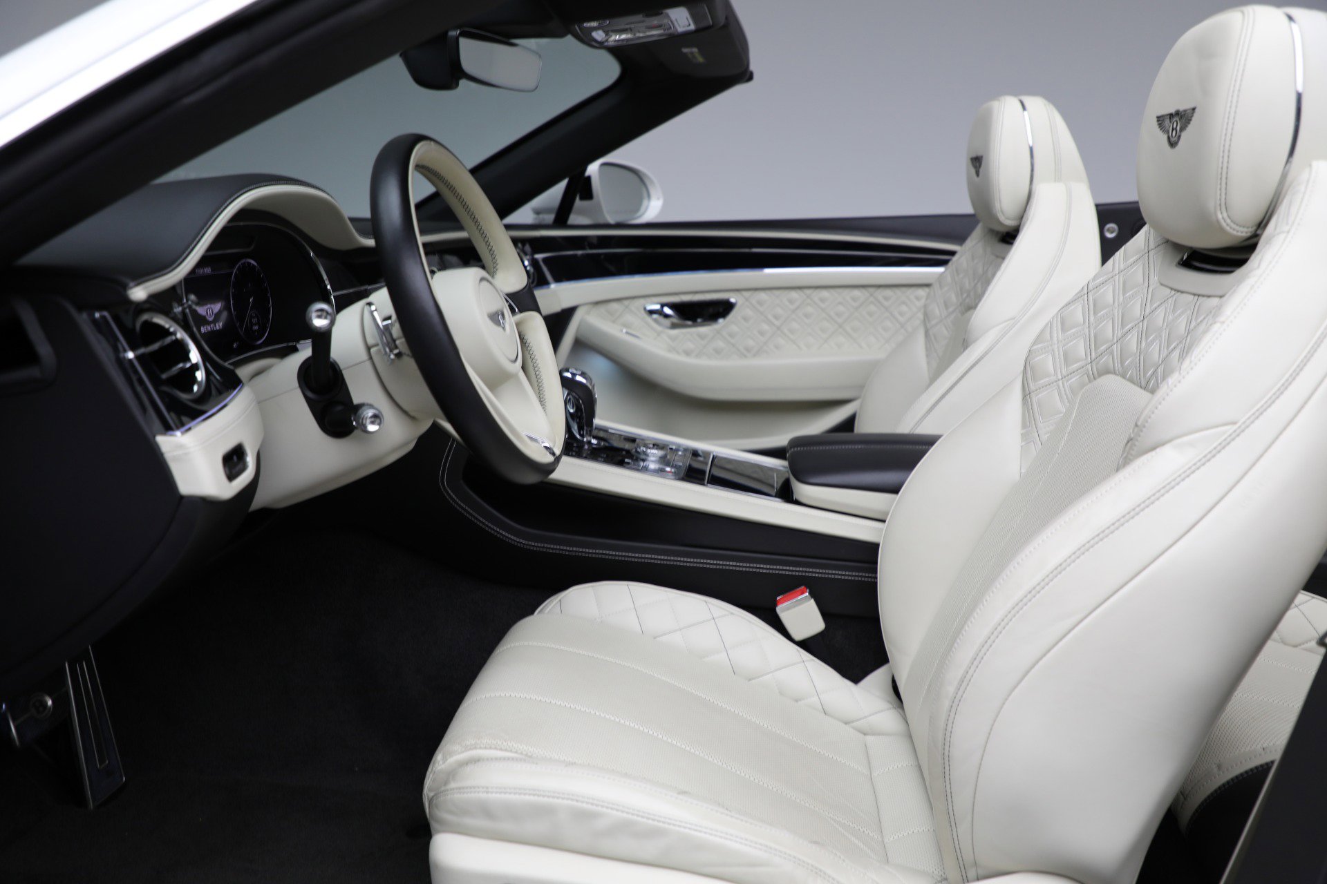 Used 2020 Bentley Continental GT First Edition image 32