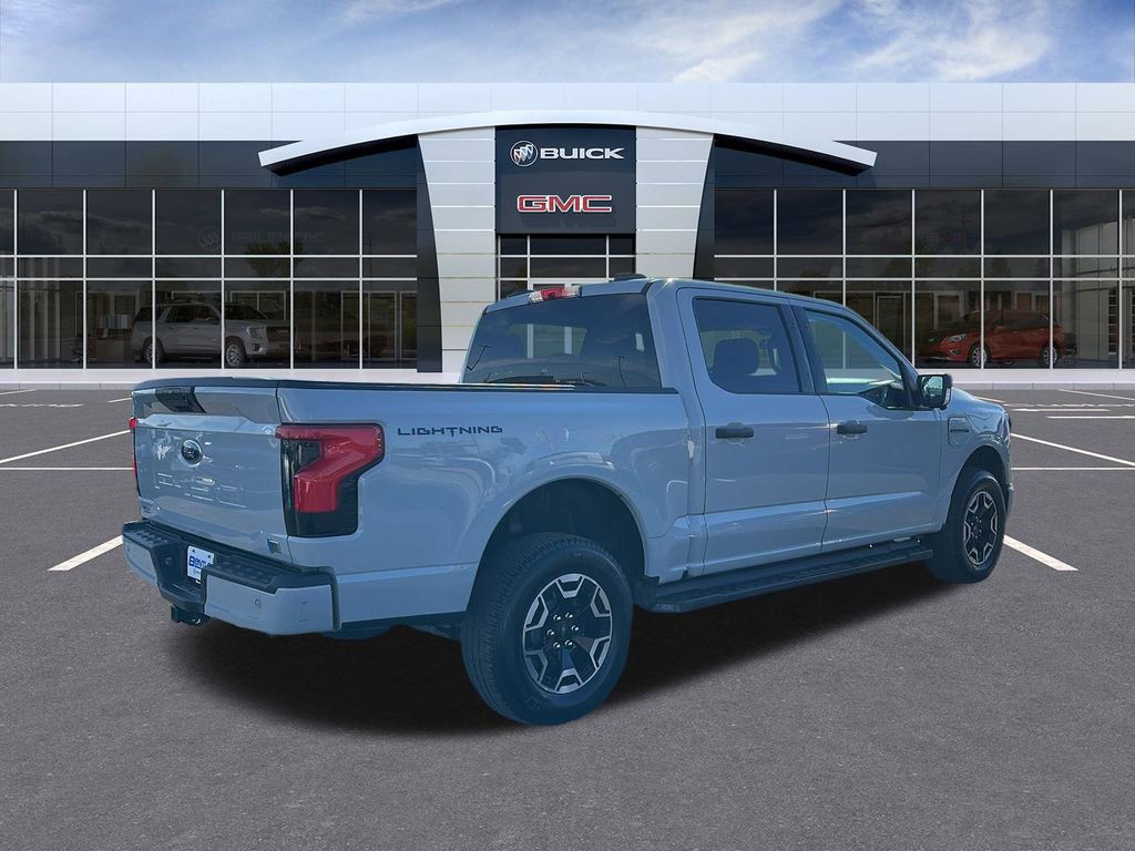 Used 2023 Ford F150 Lightning XLT image 5