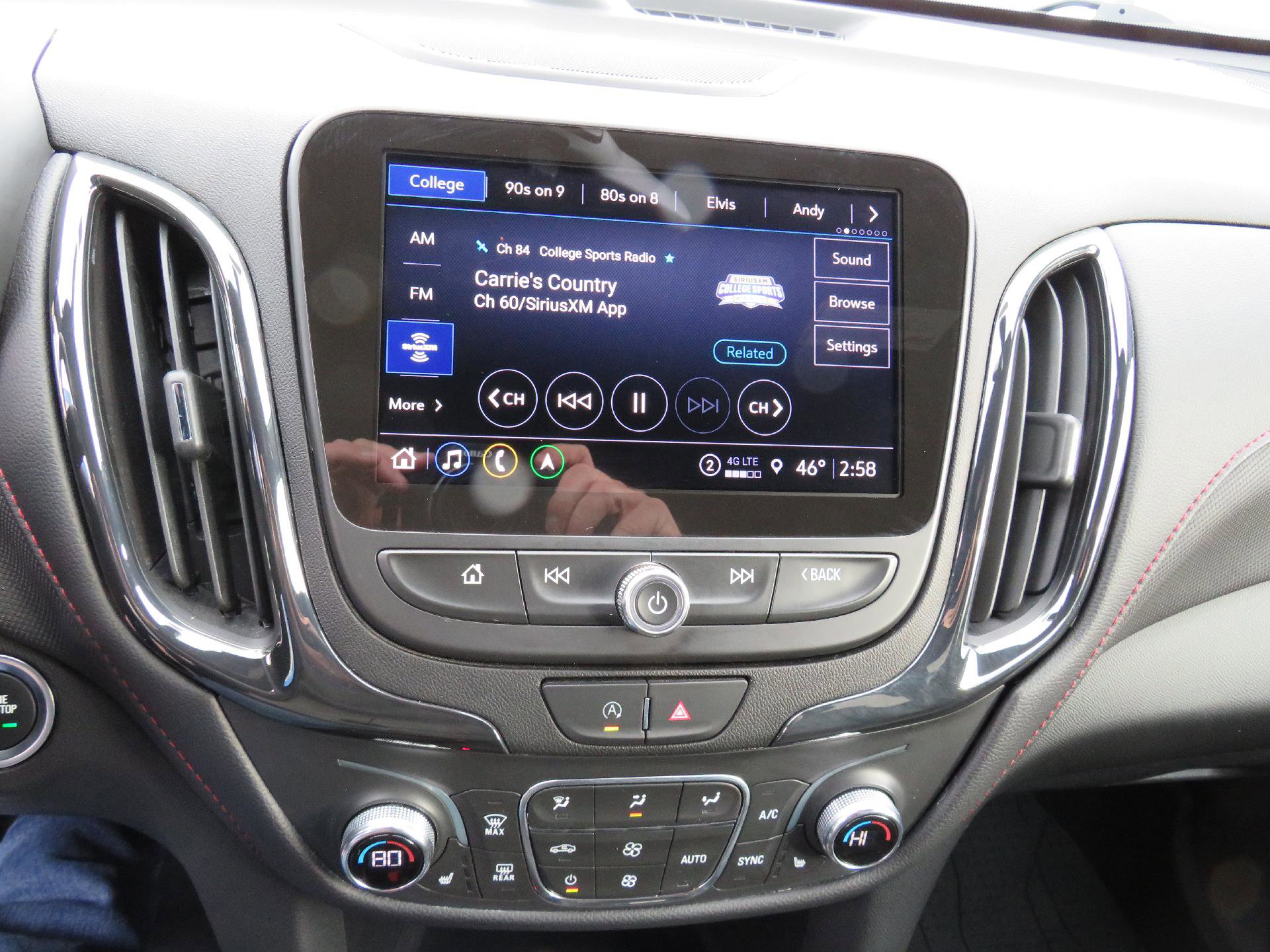 Used 2022 Chevrolet Equinox RS w/ RS Leather Package image 6