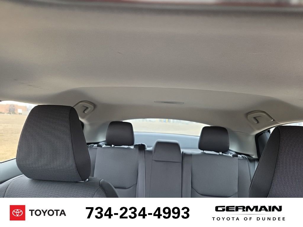 Used 2025 Toyota Prius LE image 16