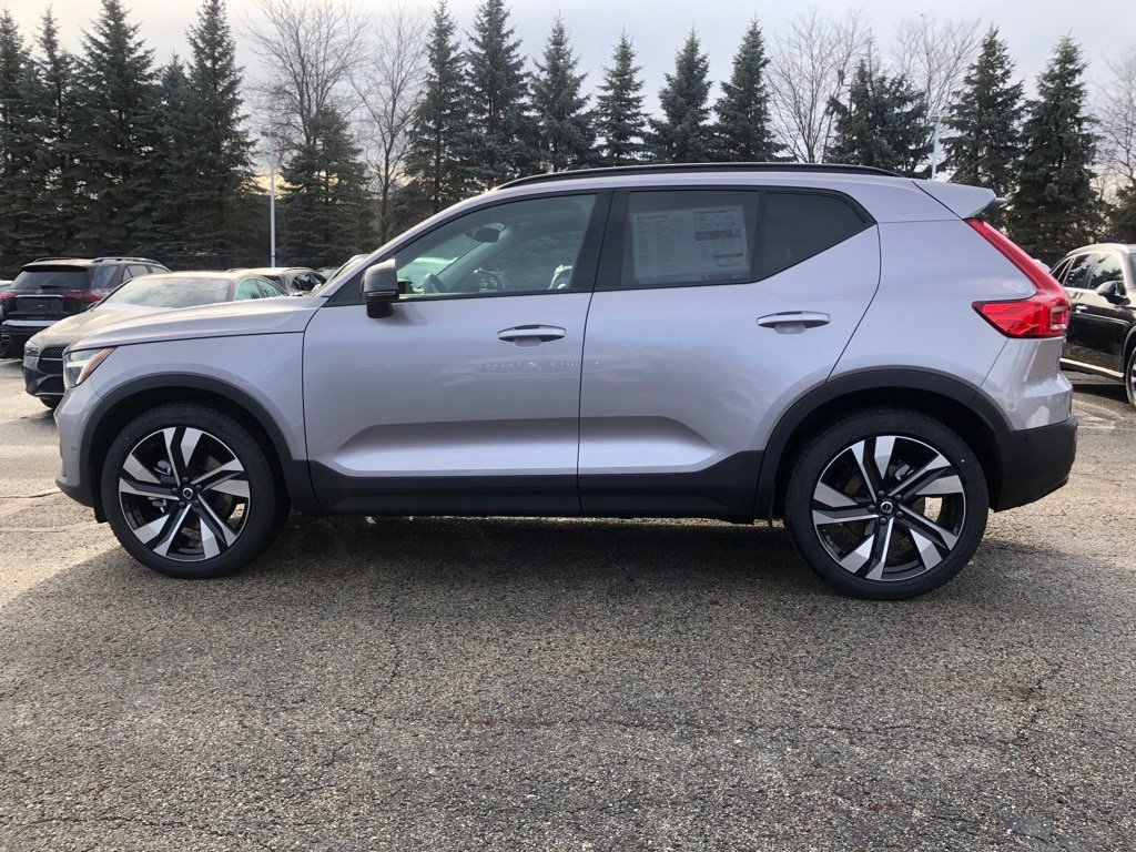 New 2026 Volvo XC40 B5 Ultra w/ Protection Package Premier AWD/4WD image 7