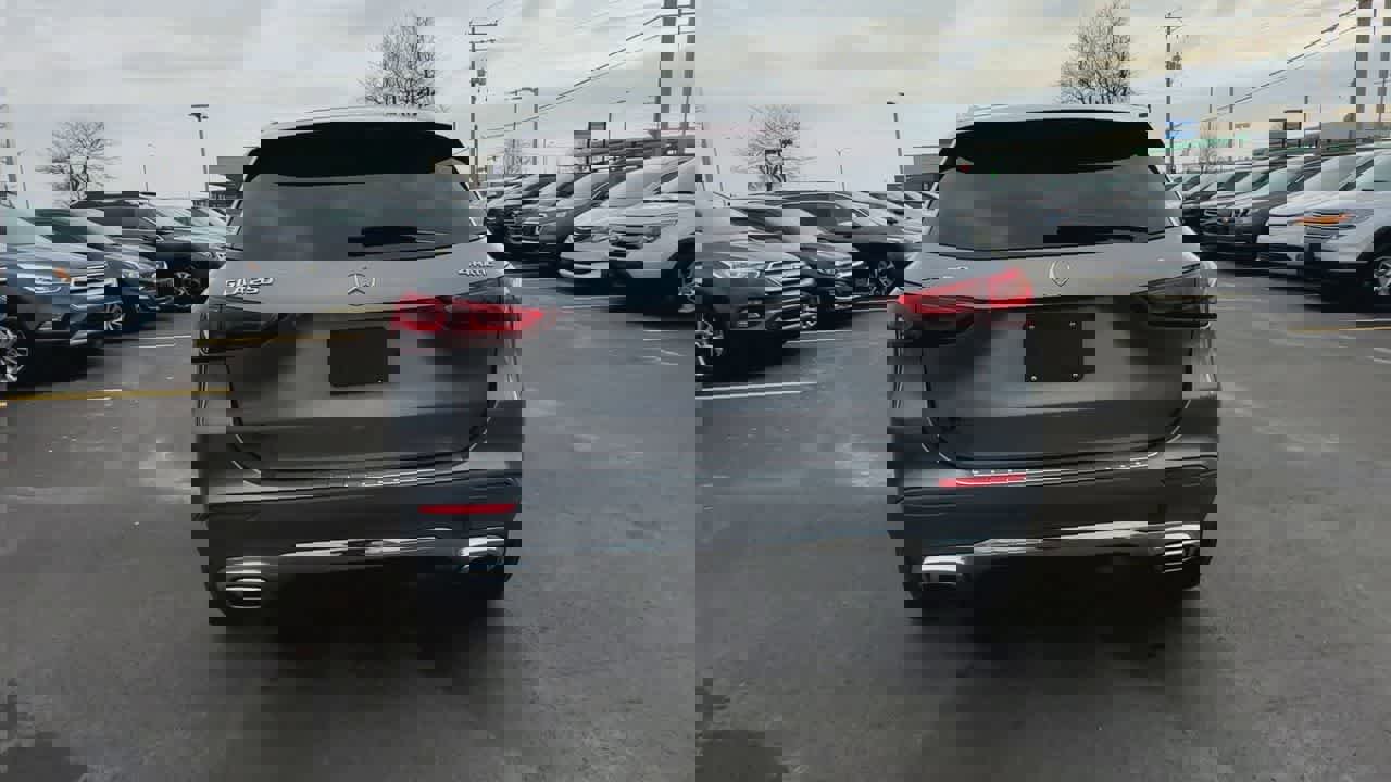 Used 2022 Mercedes-Benz GLA 250 4MATIC image 7