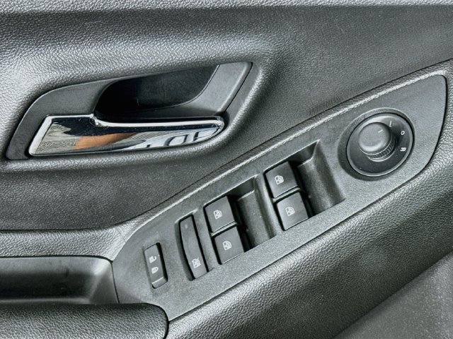 Used 2019 Chevrolet Trax LS FWD image 19