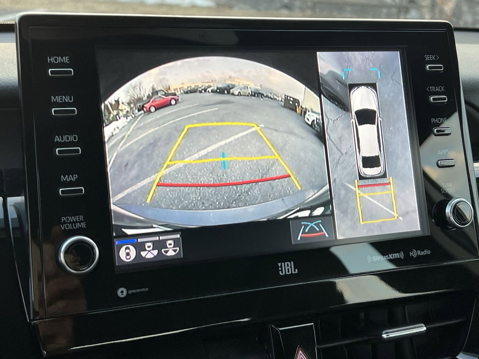 Used 2024 Toyota Camry XSE w/ Navigation Package image 17