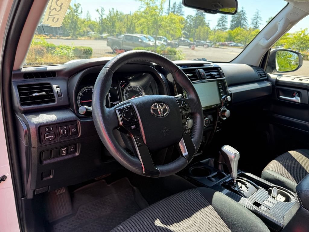 Used 2023 Toyota 4Runner TRD Off-Road AWD/4WD image 13