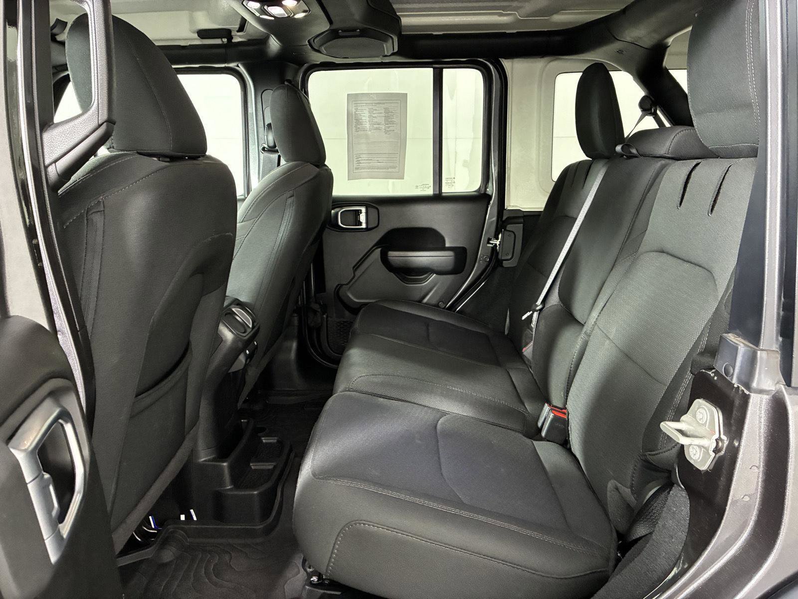 Used 2023 Jeep Wrangler Unlimited w/ Cold Weather Group AWD/4WD image 8