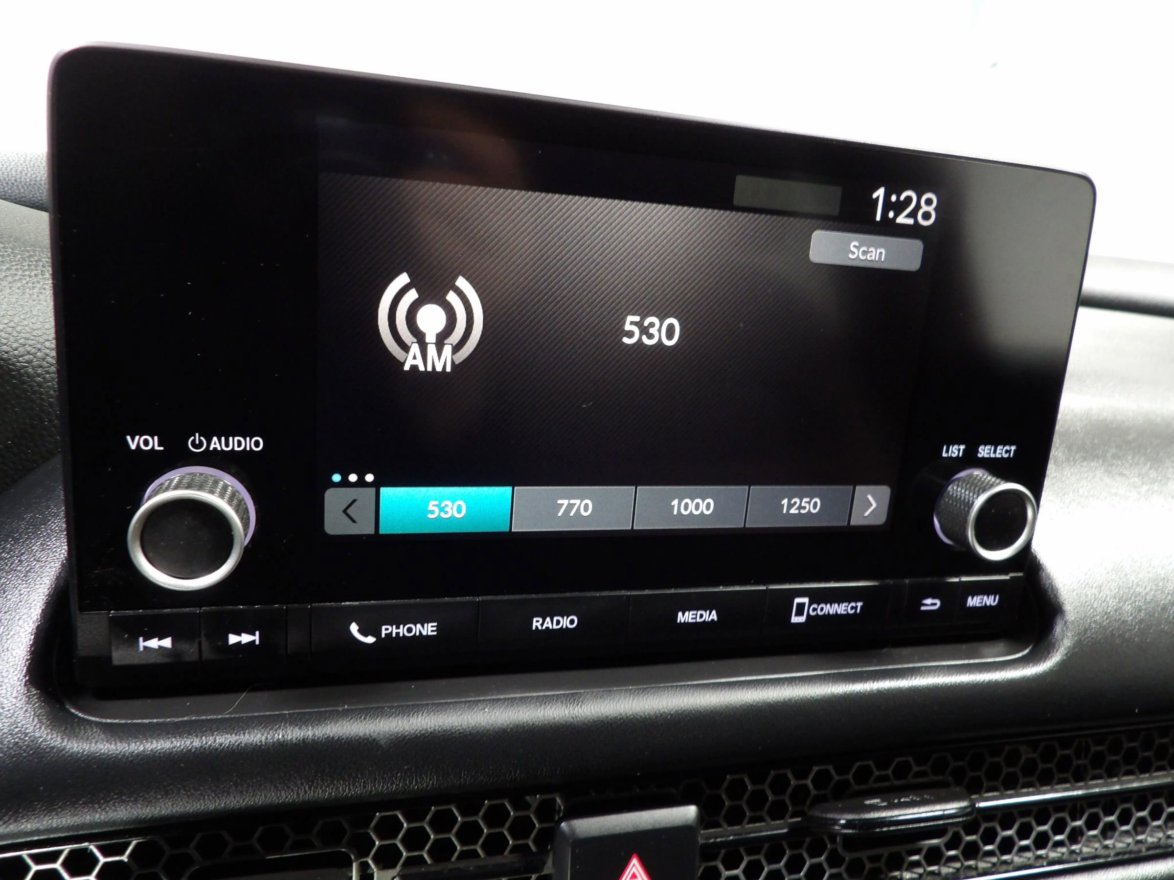 Used 2023 Honda HR-V Sport image 17