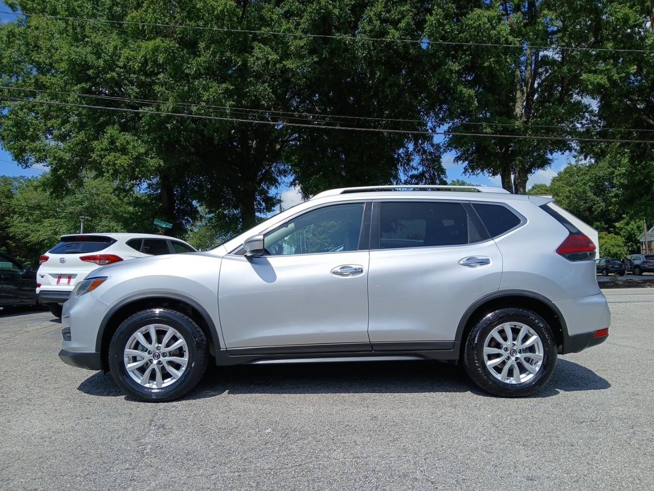 Used 2019 Nissan Rogue SV