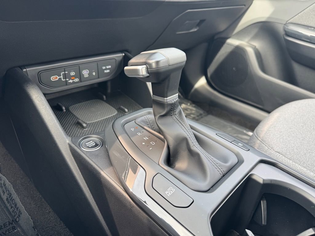 Certified 2025 Kia K4 EX image 19