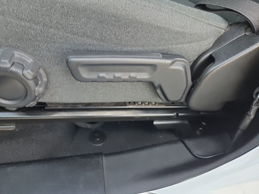 Used 2024 Jeep Wrangler Sahara image 17