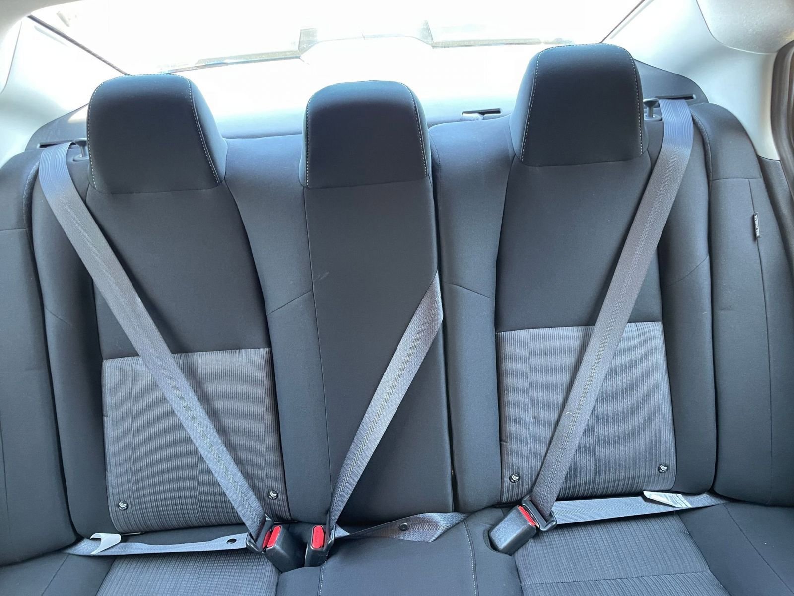 Used 2025 Nissan Sentra SV image 38