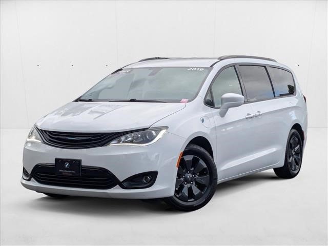 Used 2019 Chrysler Pacifica Touring-L w/ S Appearance Package