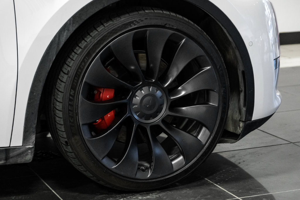 Used 2022 Tesla Model Y Performance AWD/4WD image 49