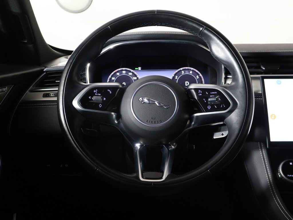 Used 2024 Jaguar F-PACE R-Dynamic S image 39