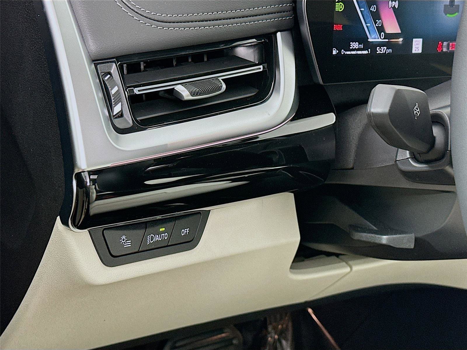 New 2026 BMW X1 xDrive28i w/ Technology Package image 10