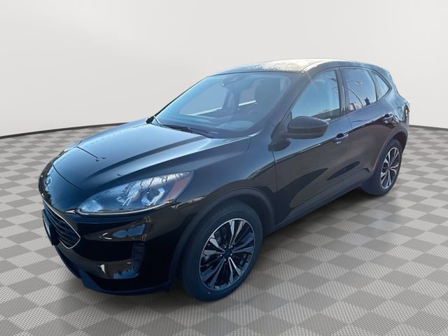 Used 2022 Ford Escape SE w/ SE Sport Appearance Package AWD/4WD image 1