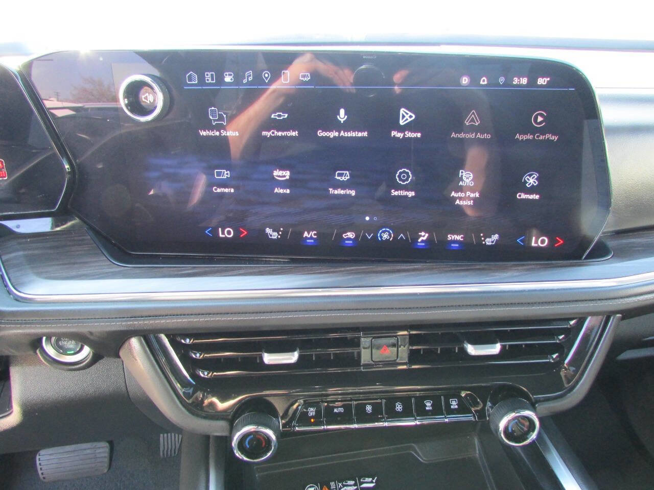 Used 2025 Chevrolet Tahoe LT image 24