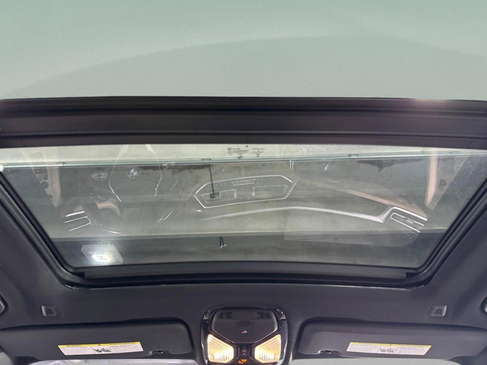 Used 2022 BMW X5 xDrive40i w/ Parking Assistance Package image 12