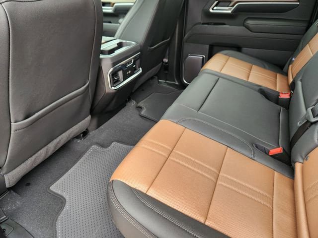 New 2026 Chevrolet Silverado 3500 High Country w/ High Country Premium Package image 24
