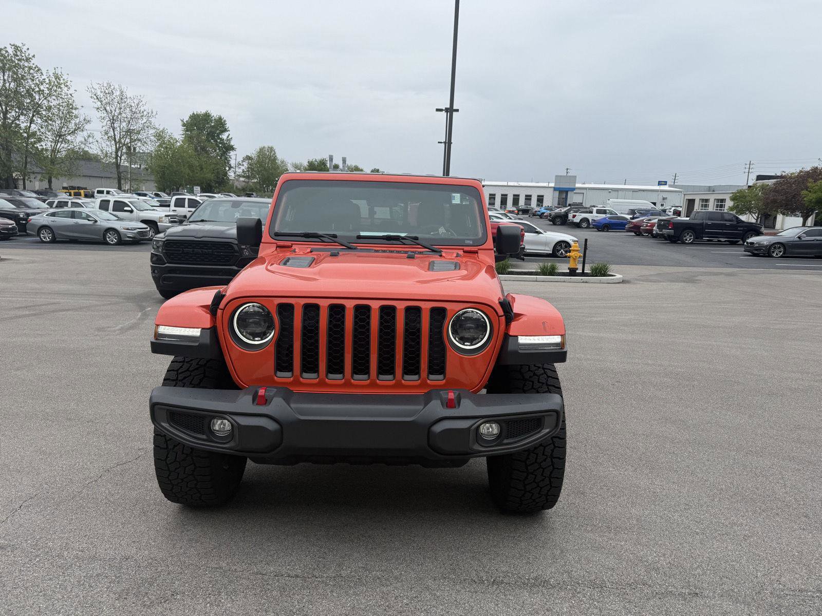 Used 2023 Jeep Gladiator Rubicon w/ LED Lighting Group AWD/4WD image 8