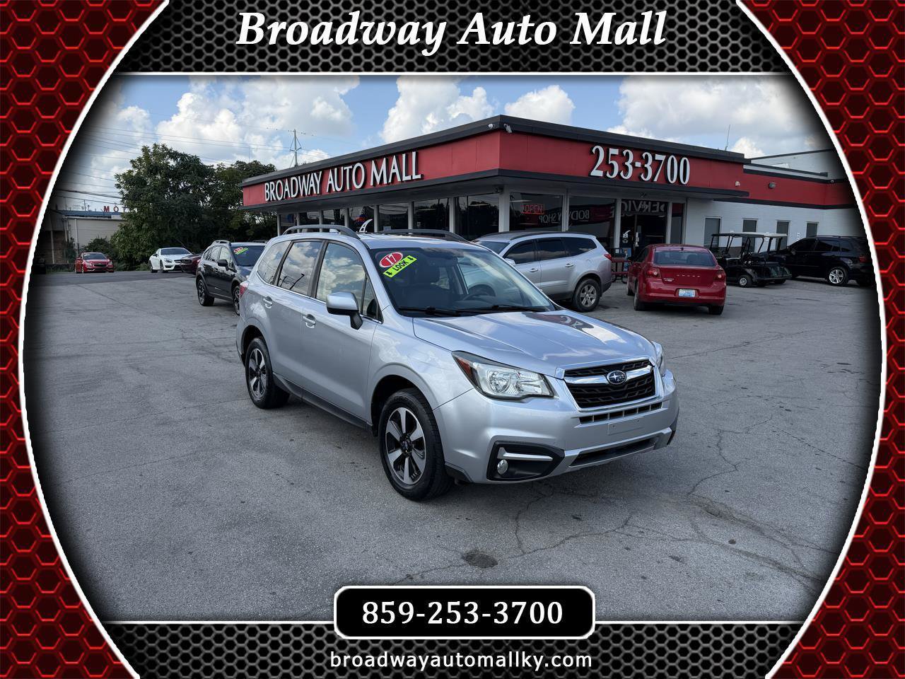 Used 2017 Subaru Forester 2.5i Limited AWD/4WD image 1