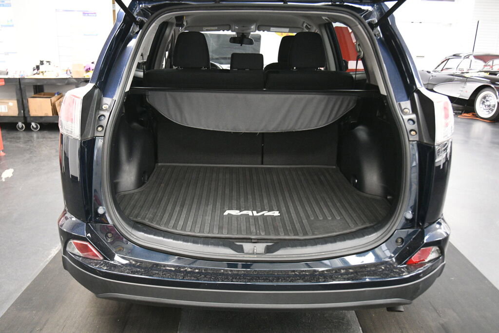 Used 2017 Toyota RAV4 LE w/ All Weather Liner Package FWD image 21