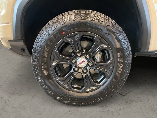 Used 2024 GMC Canyon Elevation w/ Convenience Package image 14