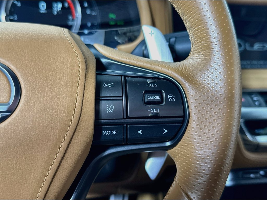 Used 2021 Lexus LC 500 Convertible w/ Touring Package RWD image 25
