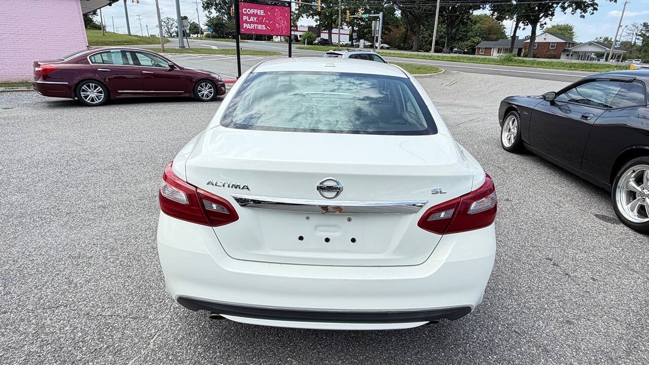 Used 2018 Nissan Altima 2.5 SL FWD image 5