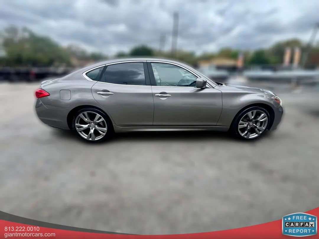 Used 2012 INFINITI M56 M56 Sedan 4D w/ Sport Pkg image 4