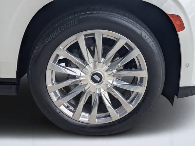 Used 2023 Cadillac Escalade Premium Luxury w/ Performance Package image 11