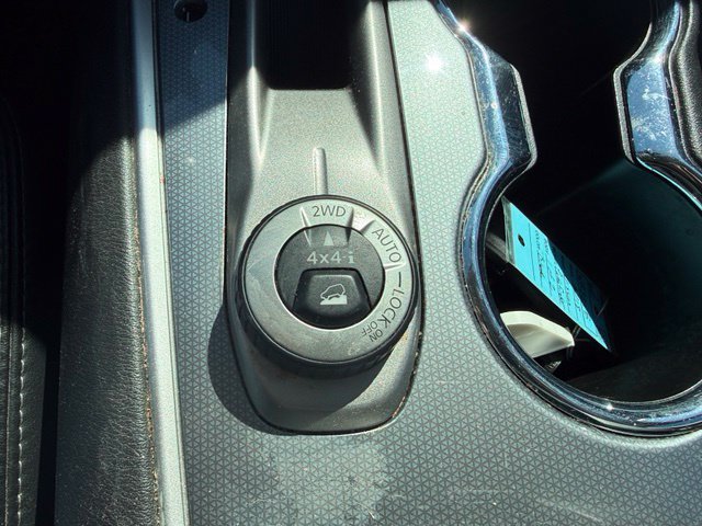 Used 2018 Nissan Pathfinder SL w/ SL Premium Package AWD/4WD image 30