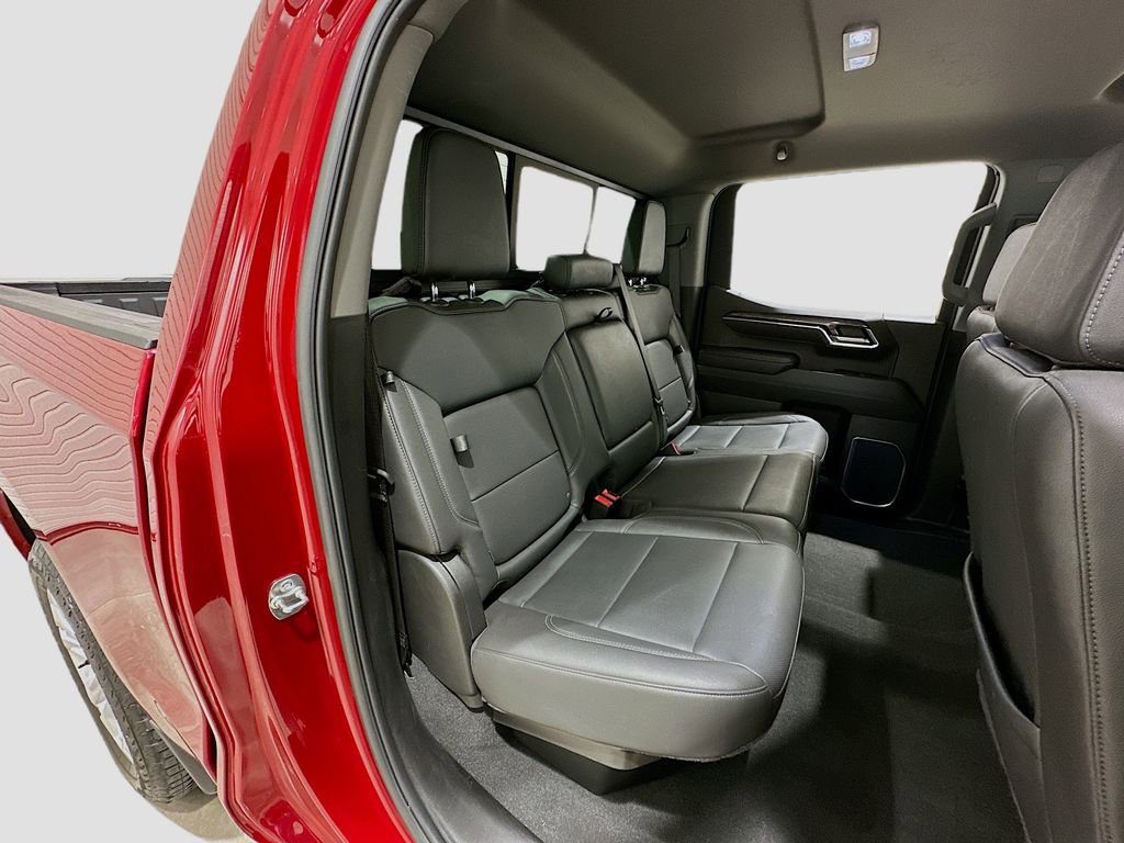 Used 2025 Chevrolet Silverado 1500 LTZ AWD/4WD image 28