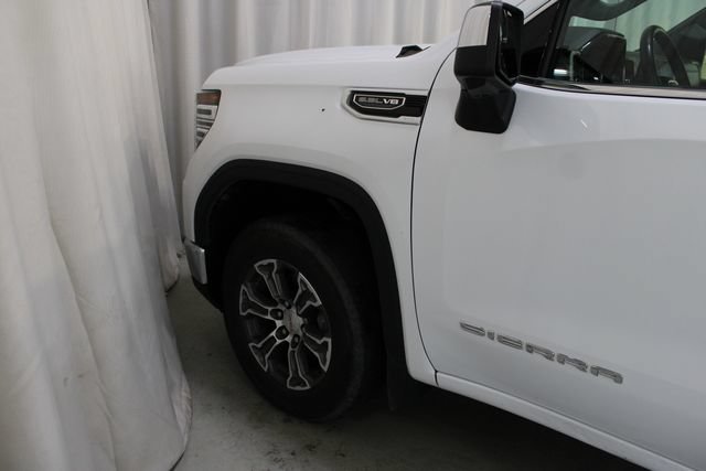 Used 2025 GMC Sierra 1500 SLT AWD/4WD image 32