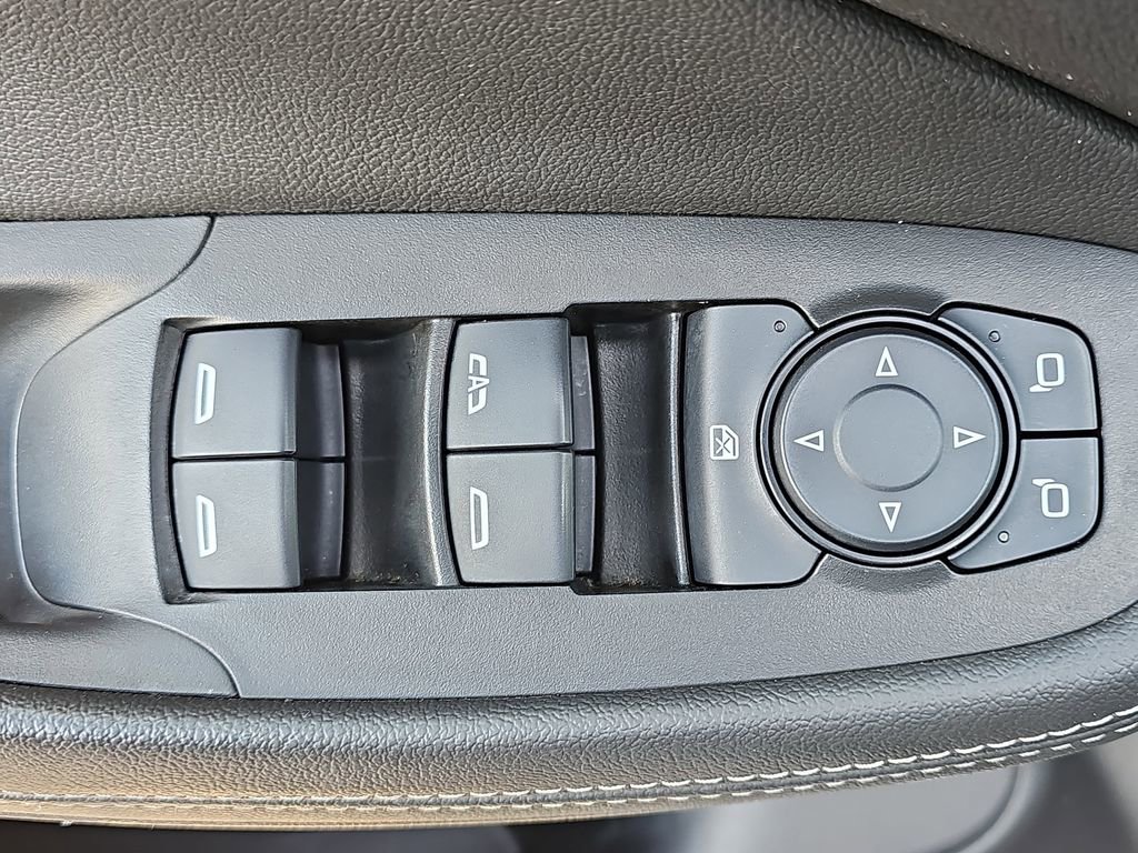 Certified 2023 Buick Encore GX Preferred w/ Cold Weather Comfort Package AWD/4WD image 33