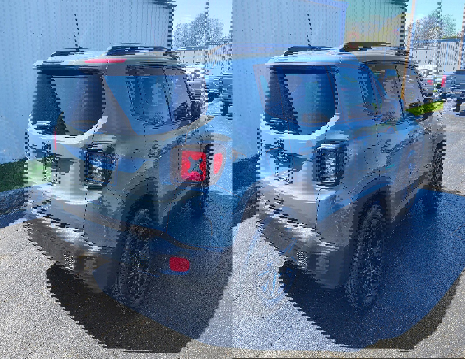 Used 2018 Jeep Renegade Altitude w/ Popular Equipment Group FWD image 4