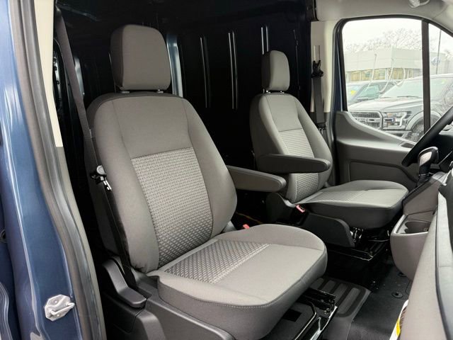 New 2026 Ford Transit 250 148 Medium Roof image 15