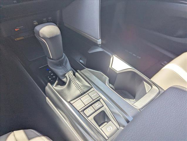 Used 2025 Toyota Camry SE w/ Multimedia Upgrade Package image 15