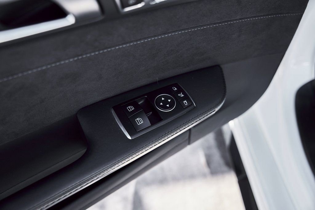Used 2018 Mercedes-Benz AMG GT R image 42